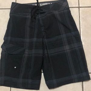 Mossimo Men’s Black Swim Shorts Size 28